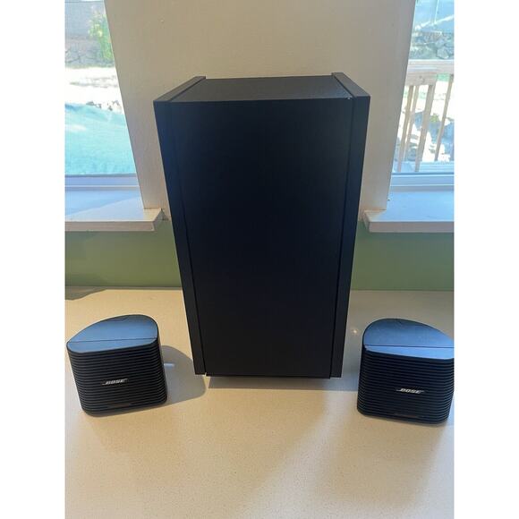 BOSE ACOUSTIMASS 3 Passive speaker system - EXCELLENT CONDITION - Picture 1 of 8